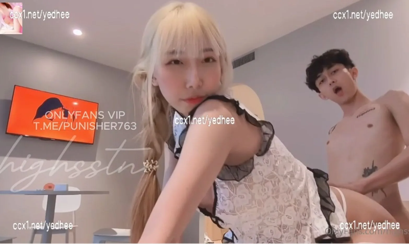 คลิปหลุด Onlyfans highsstn น้องฮาย สาวสวยผมทองหุ่นโคตรเด็ด โดนผัวจับเลียหีเสียว ก่อนโดนเย็ดหีคาชุดกี่เพ้า ถึงไม่ได้อั่งเป่า แต่ได้น้ำเงี่ยนไปแทนก็ยังดี ฟินจัด